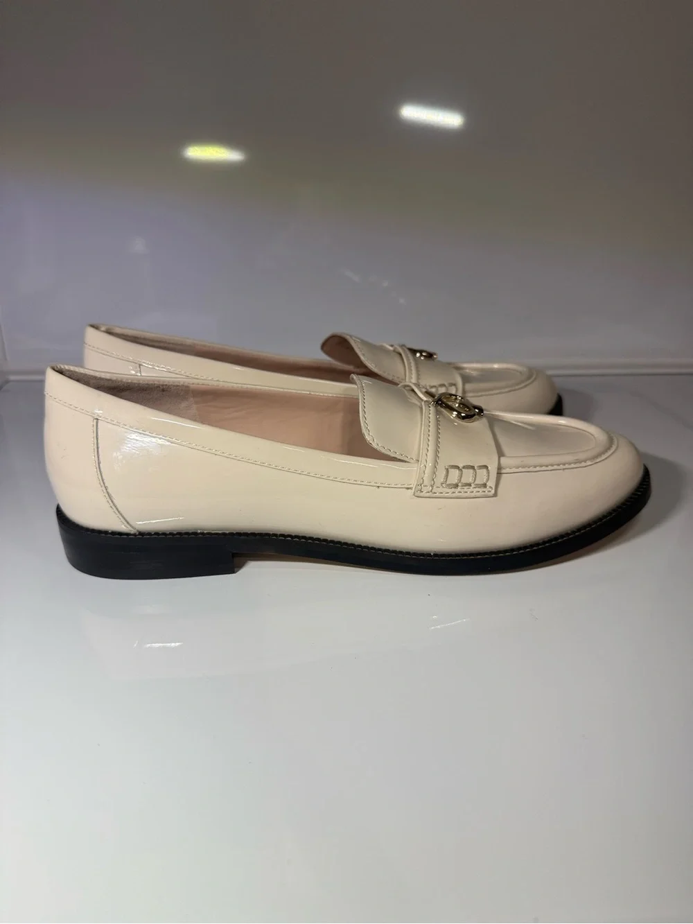 kate spade Women's Cream Patent Leather Loafers size 8